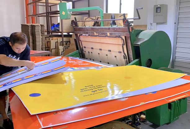 cardboard display manufacturers - lddisplay
